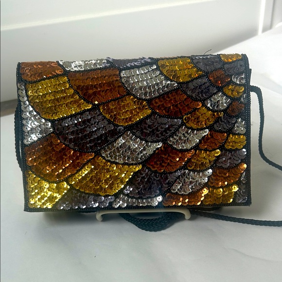 Vintage Sequin and Beaded Patterned Clutch/shoulder satin Bag - Picture 1 of 7